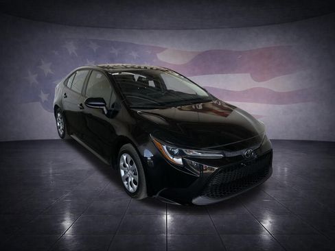 Used 2022 Toyota Corolla LE image 7
