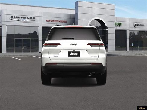New 2023 Jeep Grand Cherokee L Laredo w/ Luxury Tech Group I image 6