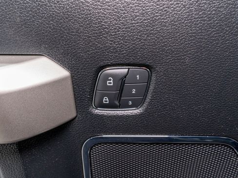 Used 2019 Ford F350 Lariat w/ Lariat Ultimate Package image 18