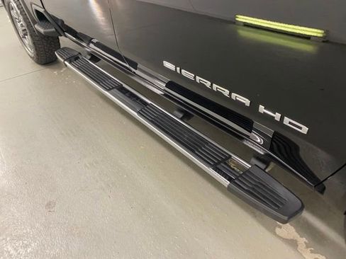 New 2025 GMC Sierra 2500 SLT w/ SLT Premium Package image 7