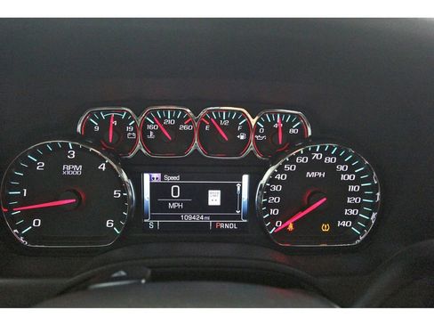 Used 2018 GMC Yukon XL SLT image 8