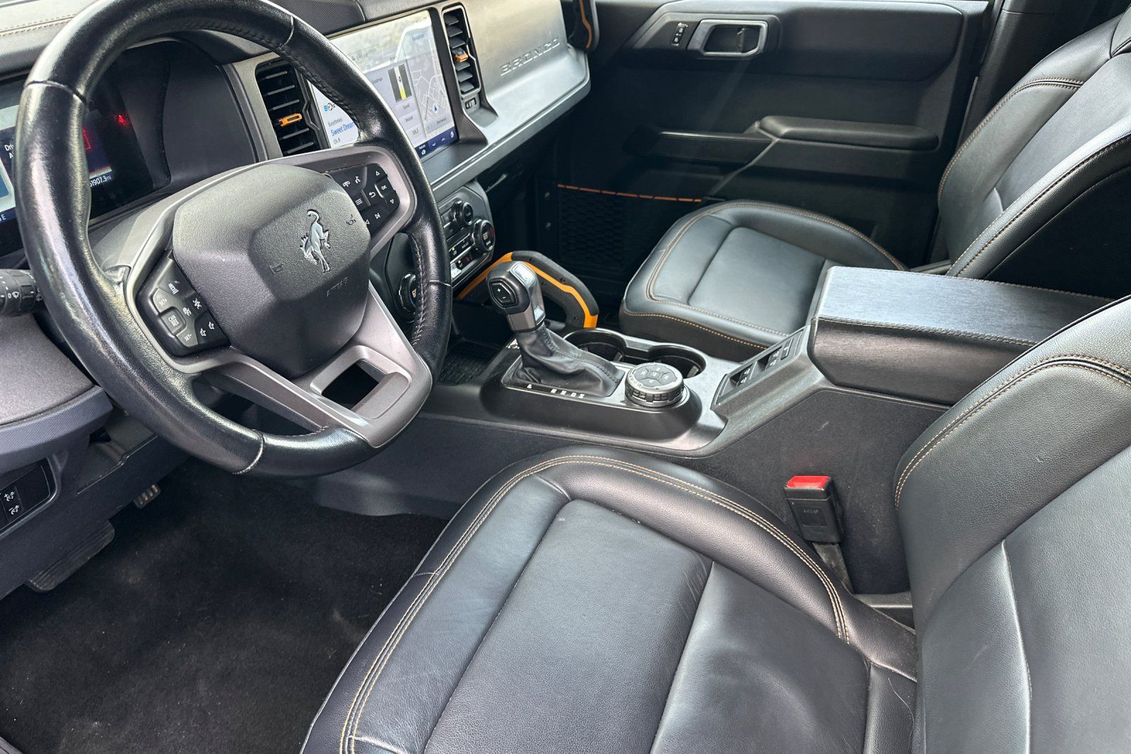 Used 2024 Ford Bronco Badlands AWD/4WD image 9