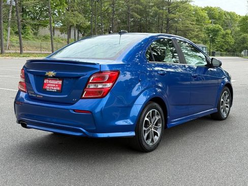Used 2017 Chevrolet Sonic LT w/ Convenience Package FWD image 5