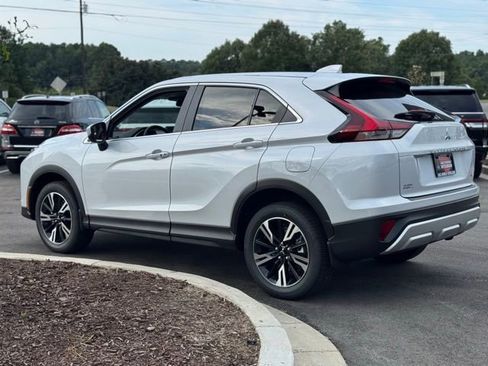 New 2025 Mitsubishi Eclipse Cross SE AWD/4WD image 8