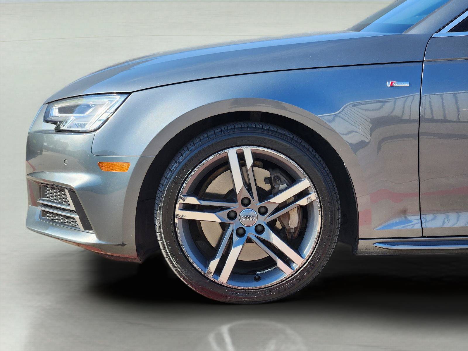 Used 2018 Audi A4 2.0T Premium Plus w/ Premium Plus Package AWD/4WD image 9