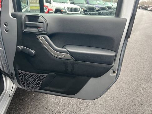 Used 2016 Jeep Wrangler Unlimited Sport w/ Connectivity Group image 24