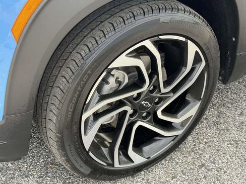 Used 2024 Chevrolet TrailBlazer RS w/ Driver Confidence Package image 17