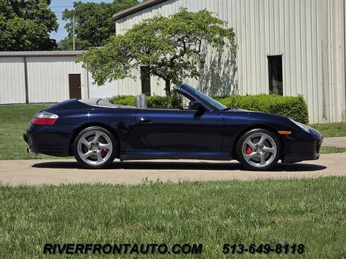 Used 2004 Porsche 911 Carrera RWD image 10