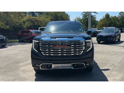 Certified 2024 GMC Sierra 1500 Denali w/ Denali Reserve Package AWD/4WD image 3