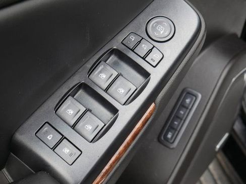 Used 2015 Chevrolet Tahoe LTZ image 16