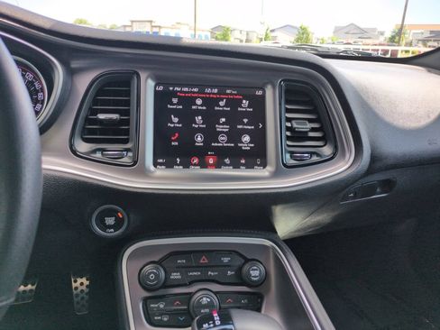 Used 2019 Dodge Challenger R/T Scat Pack RWD image 18
