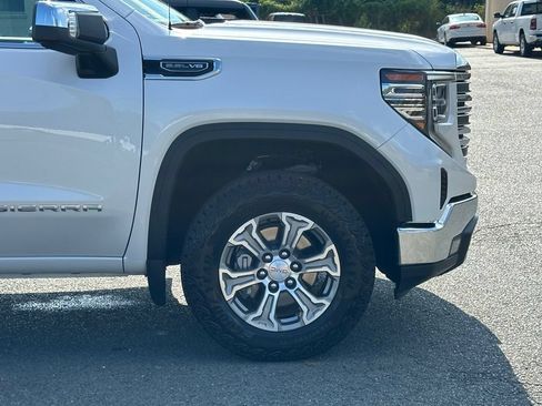 Used 2024 GMC Sierra 1500 SLT w/ SLT Premium Package AWD/4WD image 41
