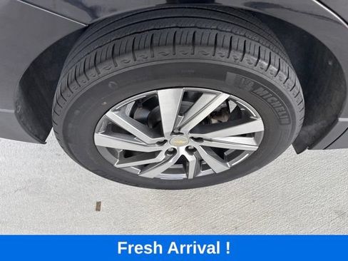 Used 2022 Chevrolet Equinox LT FWD image 23