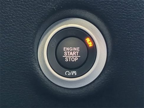 New 2026 Chrysler Pacifica Limited w/ S Appearance Package image 38