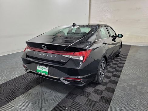 Used 2021 Hyundai Elantra Limited FWD image 9