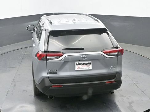 Used 2025 Toyota RAV4 XLE image 29