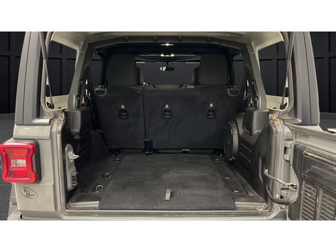 Used 2019 Jeep Wrangler Unlimited Rubicon AWD/4WD image 34