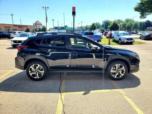 Used 2024 Subaru Crosstrek 2.0i Premium AWD/4WD image 4