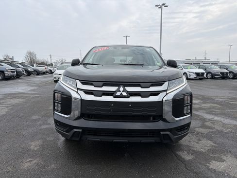 Used 2024 Mitsubishi Outlander Sport ES image 2