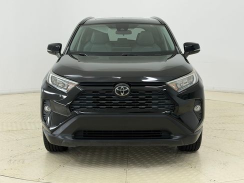 Used 2021 Toyota RAV4 XLE Premium FWD image 6