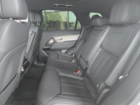 Used 2025 Land Rover Range Rover Sport SE AWD/4WD image 11