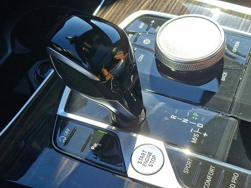 Used 2023 BMW X5 xDrive40i image 16