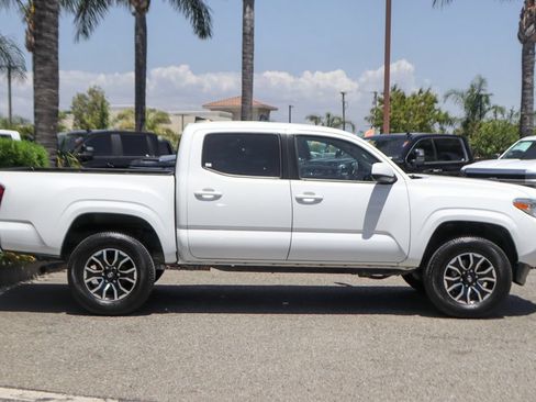 Used 2020 Toyota Tacoma SR w/ SR Convenience Package RWD image 10