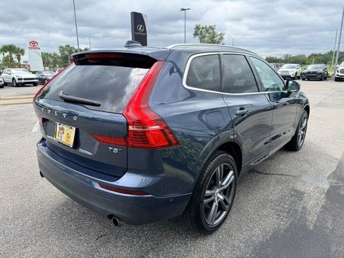 Used 2018 Volvo XC60 T5 Momentum w/ Convenience Package image 3