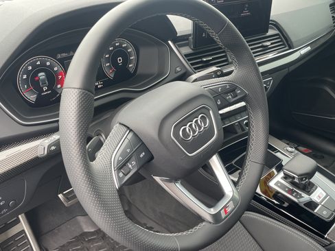 Used 2024 Audi SQ5 Premium Plus w/ Premium Plus Package AWD/4WD image 17