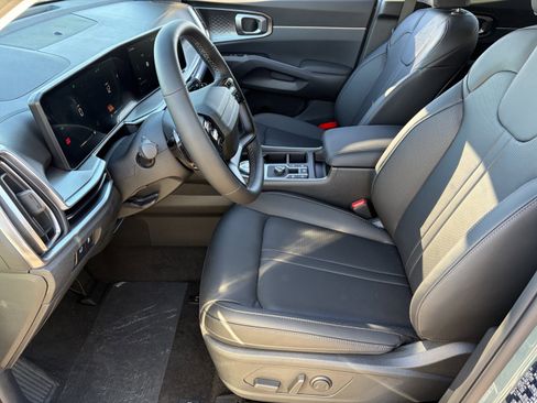 New 2026 Kia Sorento EX FWD image 17