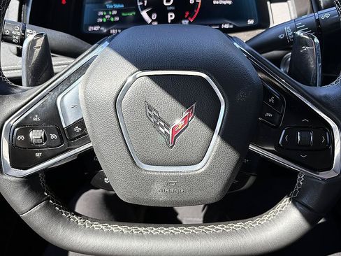 Used 2024 Chevrolet Corvette Stingray Coupe RWD image 15
