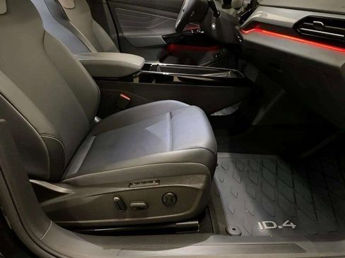 Used 2023 Volkswagen ID.4 S image 76