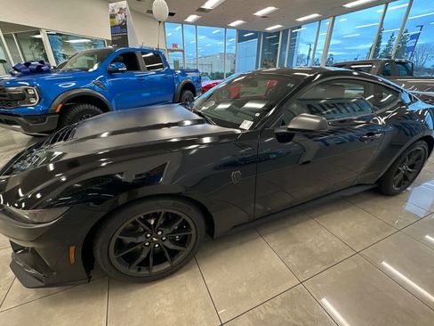 New 2026 Ford Mustang Dark Horse image 5