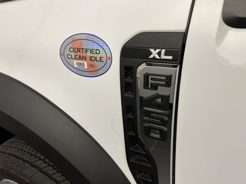New 2026 Ford F450 XL w/ XL Chrome Package image 31