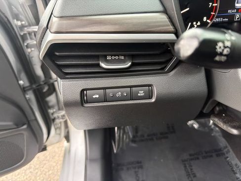 Used 2024 Nissan Altima 2.5 SV AWD/4WD image 26