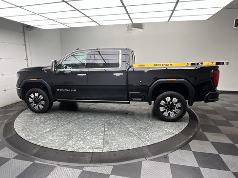 Certified 2024 GMC Sierra 2500 Denali w/ Denali Reserve Package AWD/4WD image 3