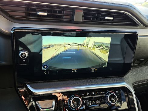 Used 2022 GMC Sierra 1500 Denali image 16