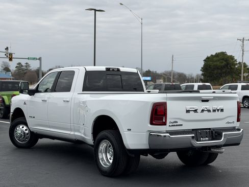 New 2026 RAM 3500 Laramie AWD/4WD image 6