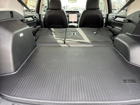 New 2026 GMC Terrain Denali w/ LPO, Floor Liner Package image 34