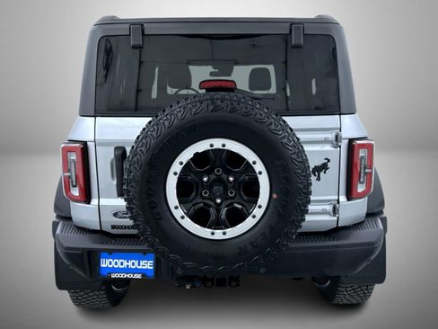 Used 2023 Ford Bronco Badlands w/ Sasquatch Package image 6