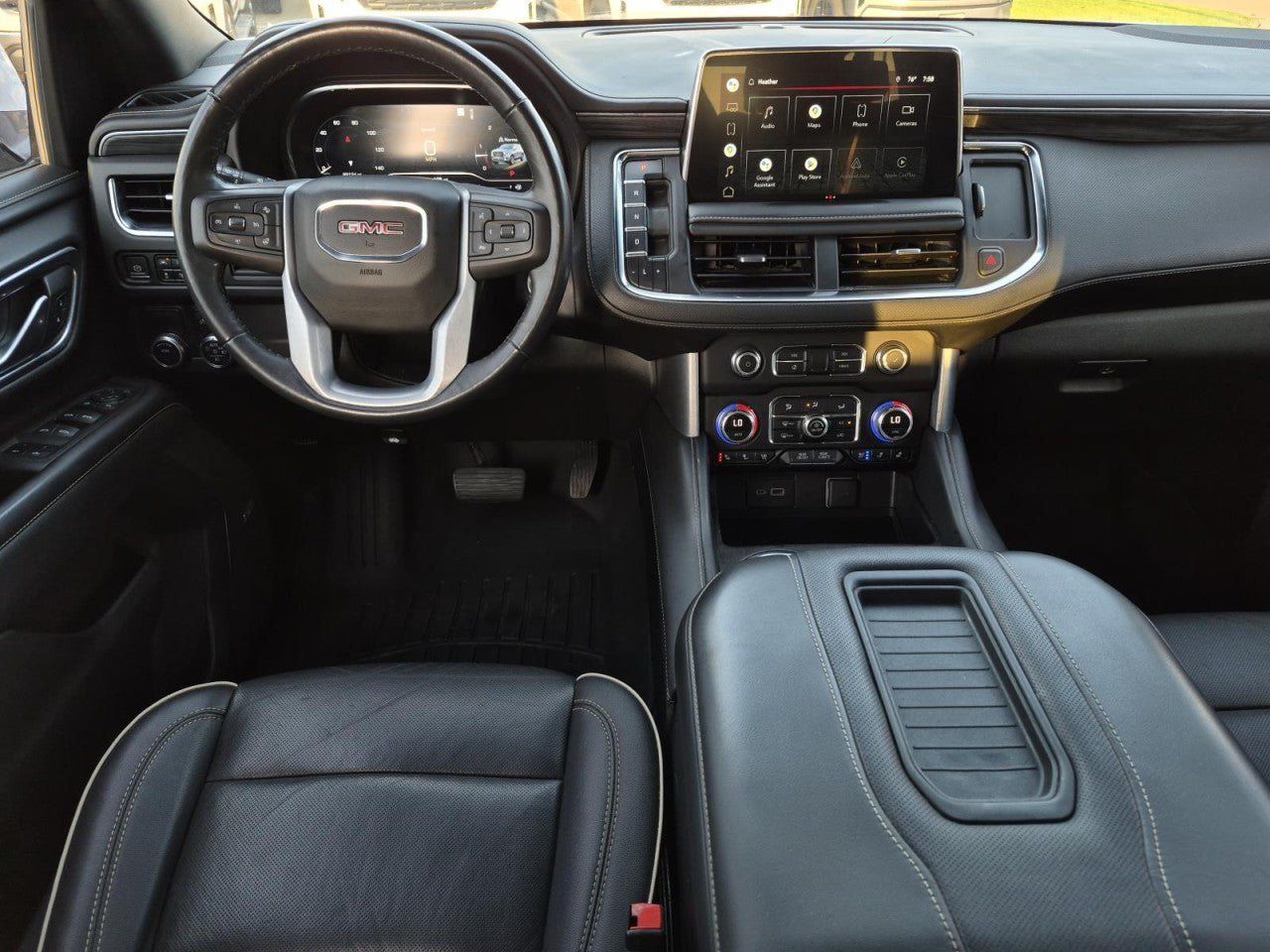 Certified 2022 GMC Yukon XL SLT w/ SLT Premium Package RWD image 18