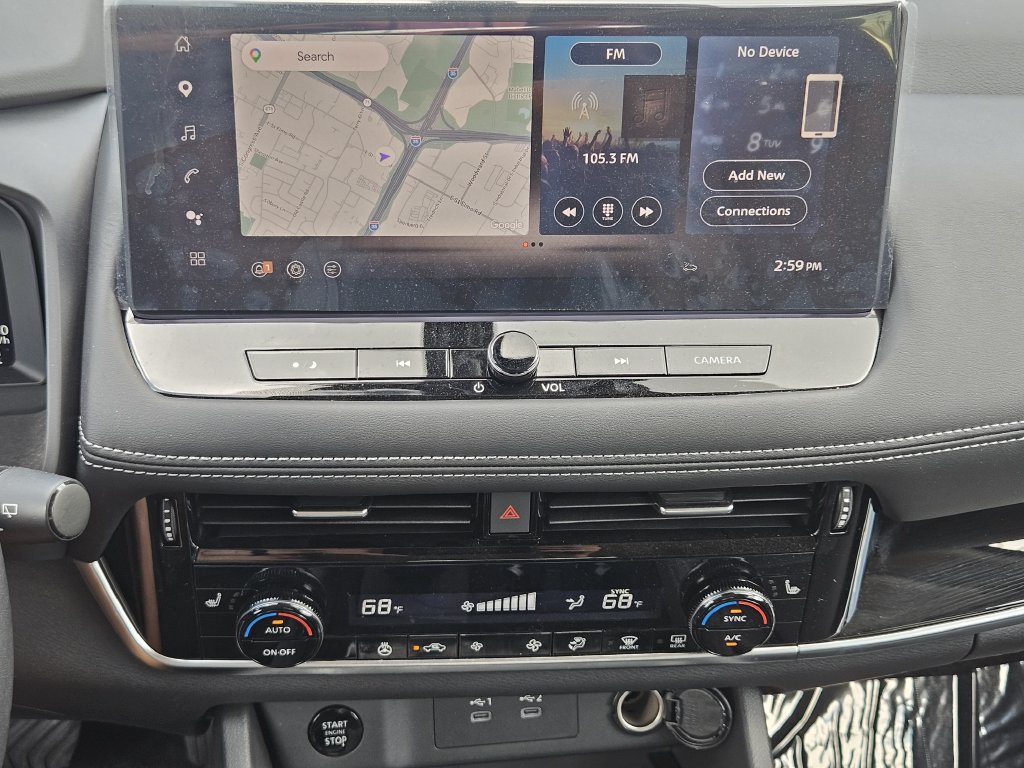 Used 2025 Nissan Rogue SL AWD/4WD image 17