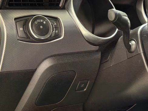 Used 2019 Ford Mustang GT image 41