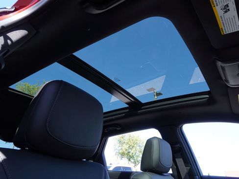 New 2026 Cadillac XT5 Premium Luxury w/ Driver Assist Package image 13