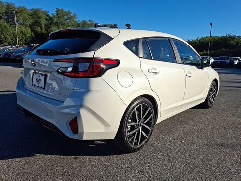 Used 2024 Subaru Impreza 2.0i Sport image 7