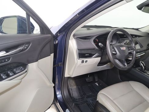 Used 2020 Cadillac XT4 Premium Luxury w/ Cold Weather Package FWD image 47