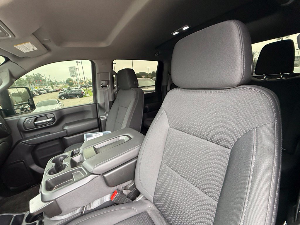 Used 2025 Chevrolet Silverado 2500 Custom w/ Custom Blackout Package AWD/4WD image 15