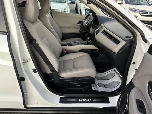 Used 2019 Honda HR-V EX-L image 12