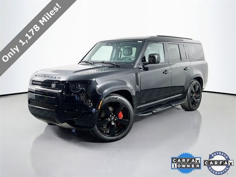 Used 2024 Land Rover Defender 130 X image 1
