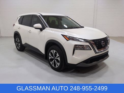 Used 2023 Nissan Rogue SV FWD image 1
